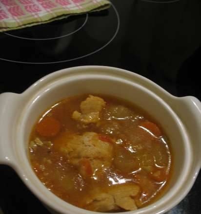Goulash soup from turkey fillet and vegetables Multicooker Redmond RMС-01
