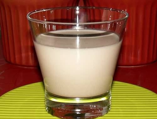 Poppy milk in a soybean cow Midea Mi-3 (1.5 l)