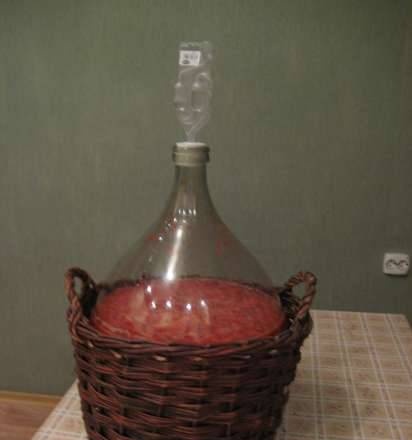 תות יין תוצרת בית