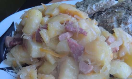 Stewed potatoes with sauerkraut (Kartoffeln mit sauerkraut)