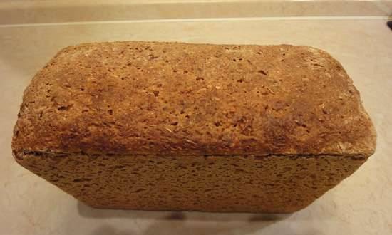 לחם הרקוליאני על מחמצת כף מקמח שיפון מאפס (בתנור)