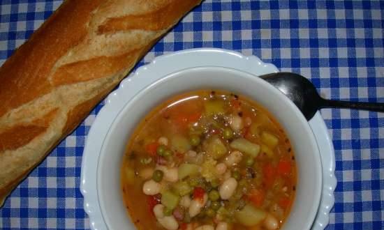 Minestrone Italian vegetable soup