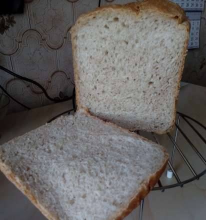 לחם דגנים מלאים (מתוך ספר המתכונים של Panasonic SD-2511 / SD-2510 CP)