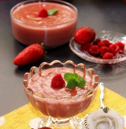 Delicate raspberry-strawberry Kurd
