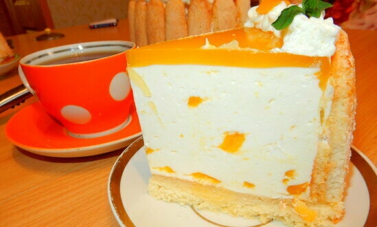 Charlotte mousse cake with mango