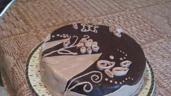 עוגה עם שכבות זכוכית או עוגה עם 100 אגוזים