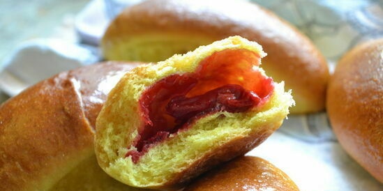 Lenten choux pastry with turmeric