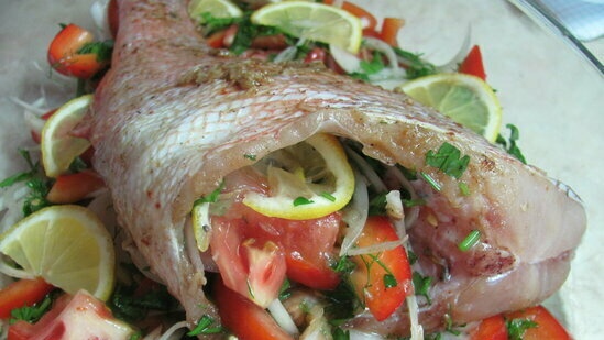 Fish in the oven samaki harra