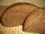 לחם שיפון מחיטה מלאה עם מאלט, עם ריבת לינגוברי