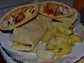 Rolls with meat and vegetables in a flat cake (Pizza maker Princess 115000)