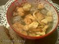 Mushroom bedbug soup (Schwimmerlsuppe mit Pilzkloeba)