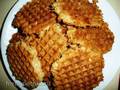 Sand waffles with peanuts (grilled Steba PG 4.4)
