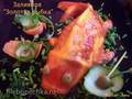 דג זהב מצולב עם שני סוגים של מילויים חריפים (דלעת ועגבניות מרוסקות עם פלפל אדום)