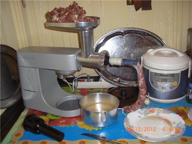 מכונת מטבח קנווד: עבודה עם אביזרים נלווים