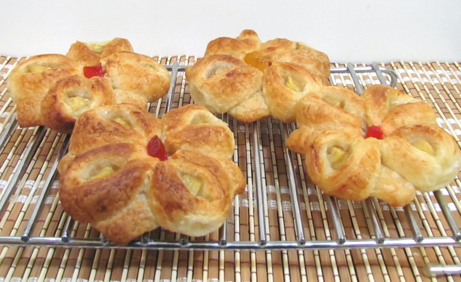 Puff buns - rosanches (oven)