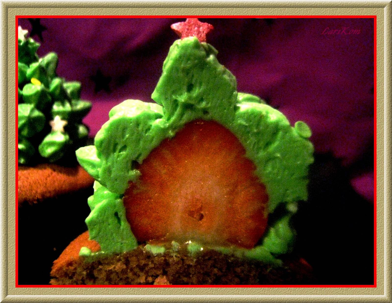 Cupcakes Strawberry Christmas trees